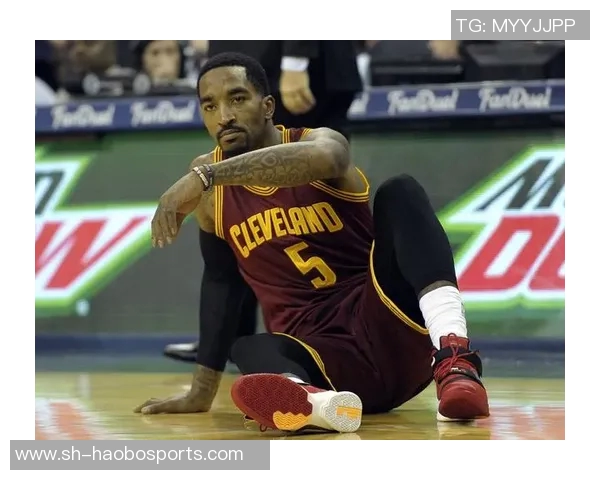 JR史密斯相信詹姆斯下赛季重返骑士仍有实力继续拼搏 JR史密斯相信詹姆斯下赛季重返骑士仍有实力继续拼搏